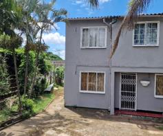 House for sale in Eastbury