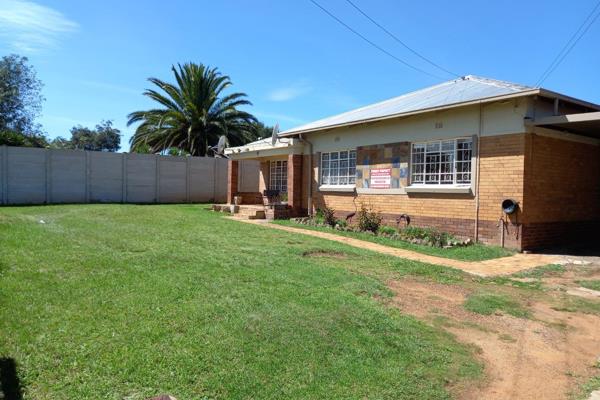 6 Bedroom House for Sale in Witpoortjie – Two Homes on One Spacious Stand

Set on a ...