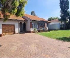 House for sale in Brackendowns