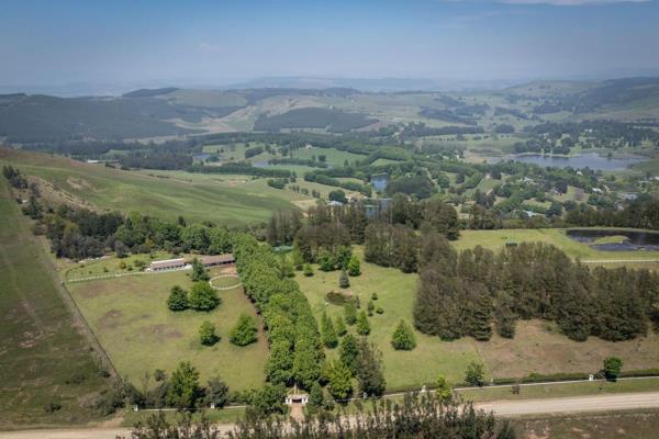 Experience a hidden gem in the heart of the beautiful KZN Midlands.
Wake up to the most spectacular views over Boschhoek Golf Estate ...