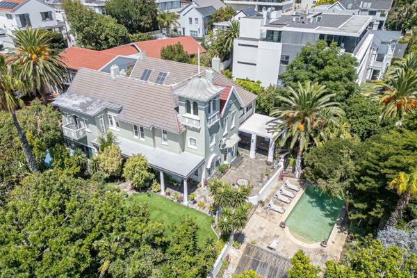 Welcome to your dream getaway in the heart of Fresnaye, one of Cape Town’s most exclusive neighborhoods. This charming heritage villa ...