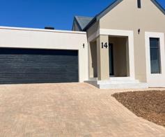 House for sale in Mount Royal Golf Estate