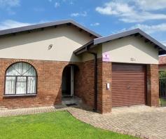 House for sale in Lennoxton