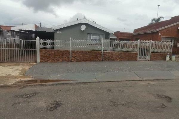 Location, Style, Comfort, Peace
The stylish partial face brick home is located in the quite area of Soshanguve Block H. It is a ...