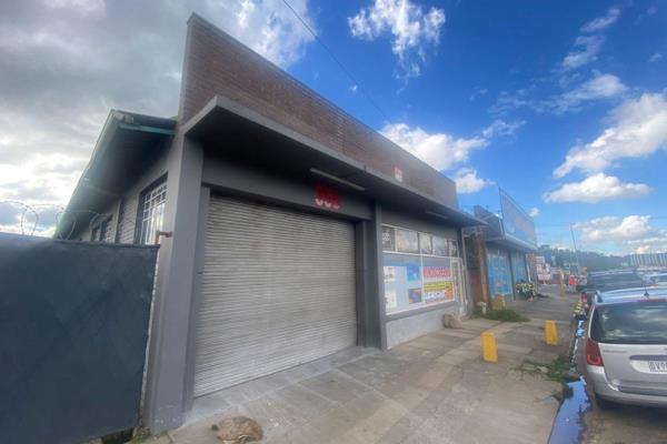 Incredible opportunity to establish your business in a high-visibility location. 
This 300 sqm commercial space is situated on a busy ...