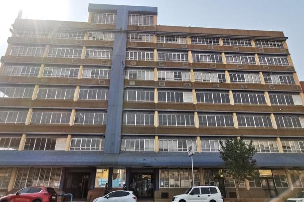 1405 m2 of Office space available for rent in Benoni Central, ideally situated with easy access to all major routes. Public transport ...