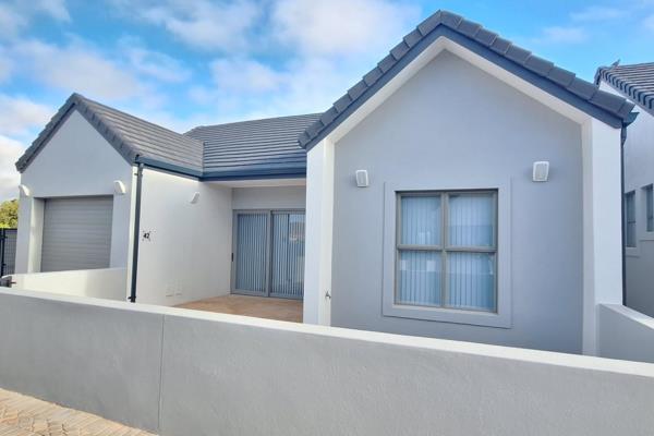 Located within the highly sought-after Robertson Lifestyle Estate, this newly built ...