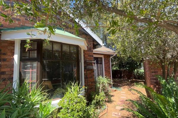 Charming Face-Brick Home in Secure Retirement Village for sale in Dan Pienaar.

Nestled within a tranquil and secure retirement ...