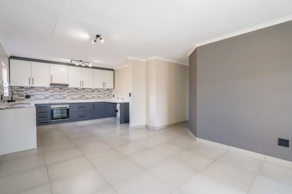 This newly renovated, top-floor apartment in Moonstone, Eco Park, offers a warm, inviting space where you can truly feel at home. ...