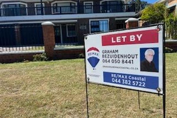 Property has been LET BY Graham @ Remax Coastal Knysna.
Welcome home to your spacious oasis in the heart of town! This stunning 3 ...