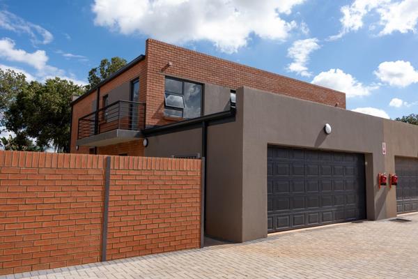 Augusta Estate – Modern, Secure Living in Boksburg West

Discover this brand-new, upmarket sectional title home in the sought-after ...