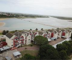 Apartment / Flat for sale in Aston Bay