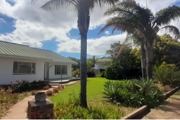 SAM COHEN powered by eXp
EXCLUSIVE SOLE MANDATE
Prime Family Home with Prime Location - ...