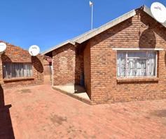 House for sale in Daveyton