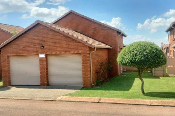 A 4 bedroom apartment in chantelle (akasia) is up for sale for r995000

A 4 BEDROOM APARTMENT IN CHANTELLE (AKASIA) IS UP FOR SALE FOR R995 000

The apartment features:

4 bedrooms

3 bathrooms

Kitchen

Sitting room

The apartment is in a well secured ...