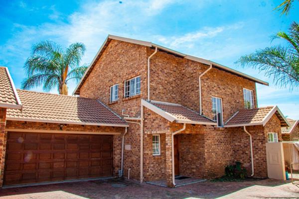 This delightful 3-bedroom double-storey home, located within the secure Amberfield Heights Estate, offers an exceptional lifestyle. ...