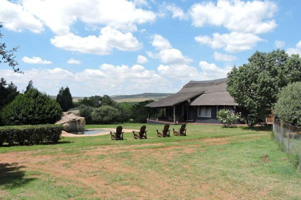 Only an hour from Gauteng and hour and a half from Pretoria.  
In the sought after Magaliesberg area you will find this lovely tranquil ...