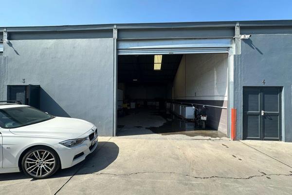 This industrial unit for rent is situated in a secure 24-hour park on Deutz Road ...