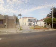 Commercial Property for sale in Parow Valley