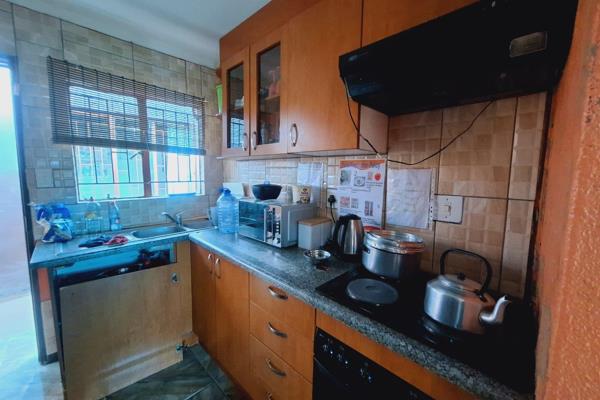 This converted house, now a commercial rental property in Tlhabane, offers a unique blend of familiar comfort and practical workspace. ...