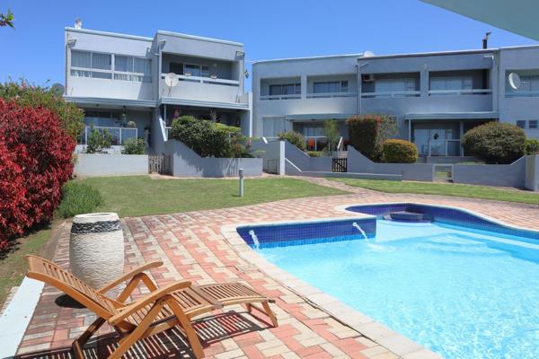 Harcourts Oyster Semi permanent rental property: Charming, fully furnished townhouse ready for rental! This delightful property offers ...