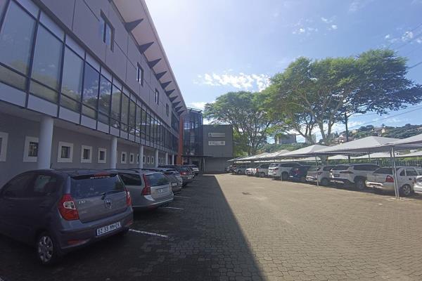 135m2 office located in the highly sought-after Umgeni Business Park.
This ...