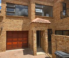 Townhouse for sale in Chancliff Ridge