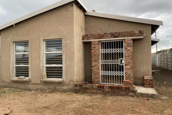 Unlock the potential of this unfinished home in Seshego C! The structure is already in place, just waiting for the right owner to bring ...