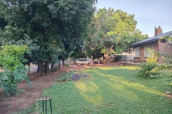 Above pretoria road. Mother erf is 1549 sqm. The newly rezoned portion of mother erf is 770sqm. Building coverage for proposed dwelling ...