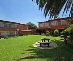 Townhouse for sale in Alberton North