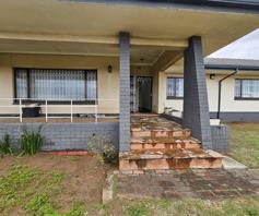 House for sale in Athlone Park