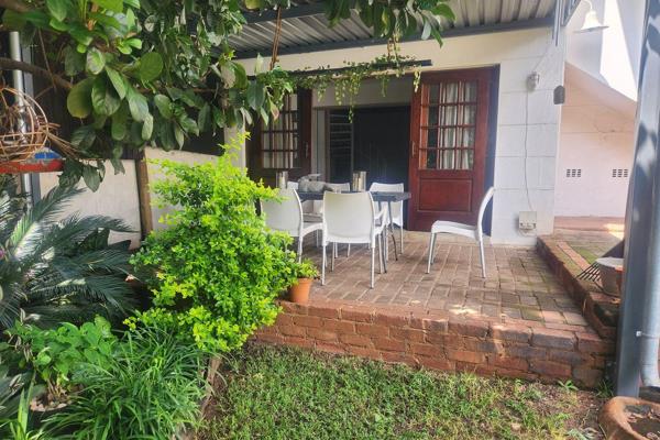 This charming 3 bedroom 2 bathroom house is situated in a quiet street in Melville with 24/7 security
Step into the entrance Hall ...