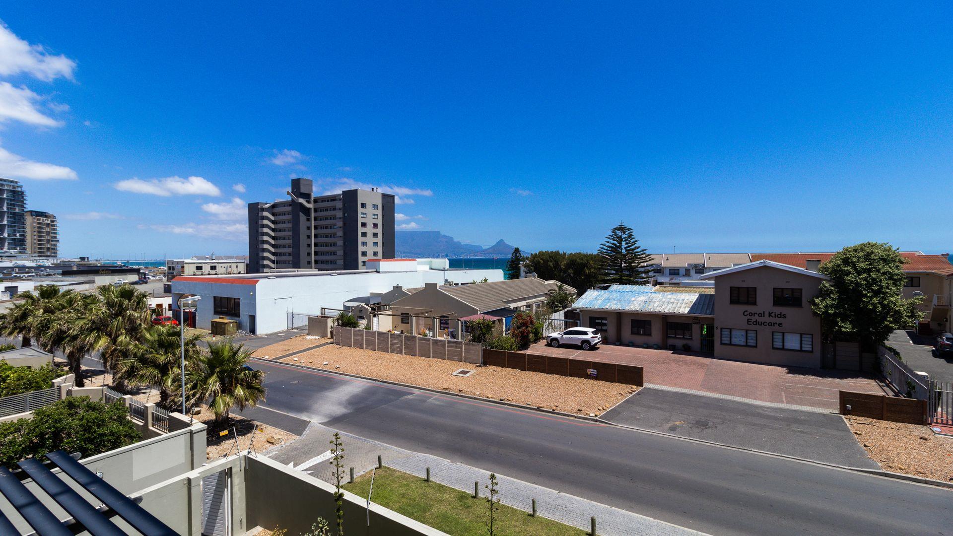 Photo of 2 Bedroom Apartment / flat to rent in Beachfront