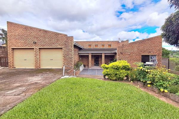 Our BEST BUY!

This MASSIVE, Facebrick home has SO MUCH to offer for such a good PRICE!

Offer 3 bedrooms, EACH with it&#39;s own ...