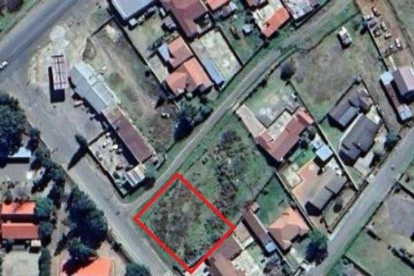 Vacant Land for sale in Dannhauser.

This expansive 1038 square meter corner vacant land in Dannhauser offers immense potential for ...