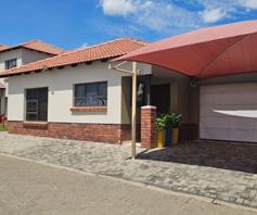 Townhouse for sale in Waterval East