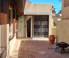 House for sale in Mondeor