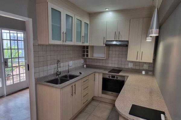 Beautiful apartment! 
Available immediately or 1 March 2025 

Menlo Park High and Primary is 500m away!!
This stunning apartment ...