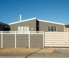 House for sale in Strandfontein