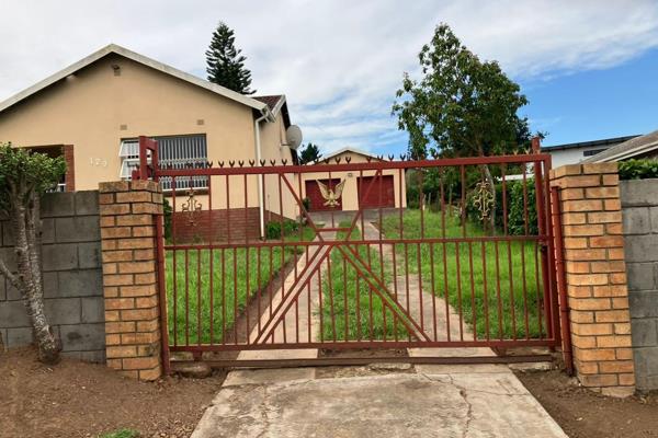 Make this lovely 3-bedroomed house in Mthatha Southridge Park your rental home. Main ...