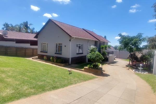 3 Bedroom Home To Rent In Linmeyer

Available From 1 May 2025

Offering

3 Spacious bedrooms with parquet flooring
2 Bathrooms (one ...