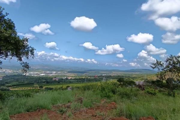 BREATHTAKING VIEW OVER NELSPRUIT FROM DRUM ROCK ESTATE

NO TRANSFER DUTY
This is a unique opportunity to acquire a corner vacant lot ...