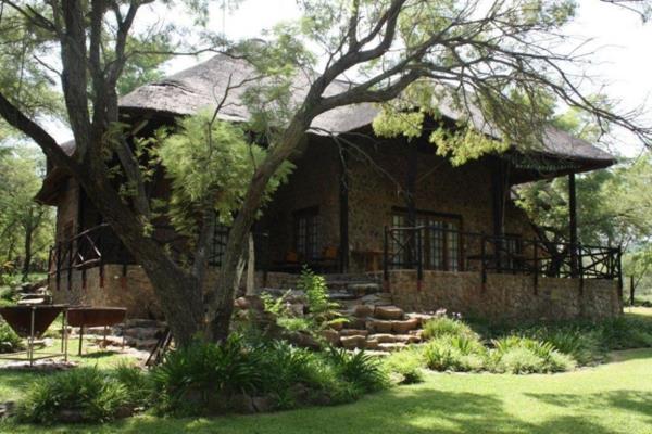 Nestled amidst unspoiled natural beauty along the Crocodile River, this exceptional 80-hectare game lodge presents a turnkey investment ...