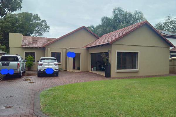 Available: 1st April

Rent: R17580

4 Bedroom, 2 Bathroom House In Raslouw Manor Estate, Centurion.

This lovely, single-storey home ...