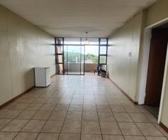 Apartment / Flat for sale in Lynnwood Glen