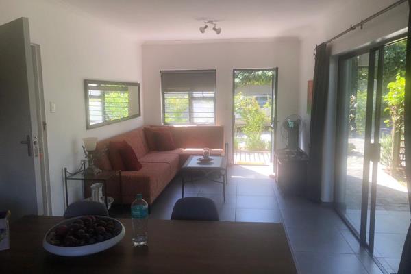 Beautifully decorated and fully furnished 2 bedroom apartment to rent.
This 2 bedroom ...