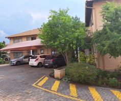 Apartment / Flat for sale in Sinoville