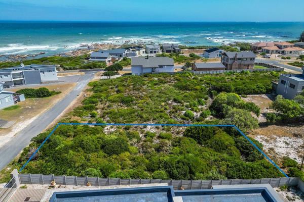 Prime listing: 
Harcourts is delighted to market this large vacant plot in the hugely ...