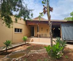 House for sale in Oudtshoorn North