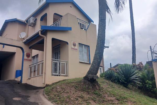 Situated above road level this well maintained 3 bedroom home offers comfort security and convenience. 
Each bedroom consists of ...